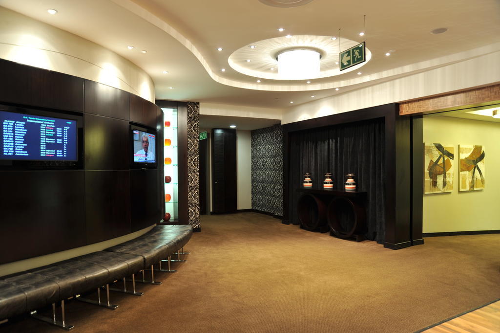 Protea Hotel By Marriott Transit O.R. Tambo Airport Кемптън Парк Екстериор снимка